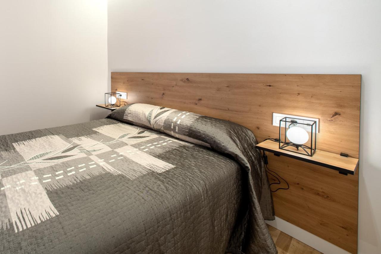 Apartamentos La Jasa Arguedas Εξωτερικό φωτογραφία